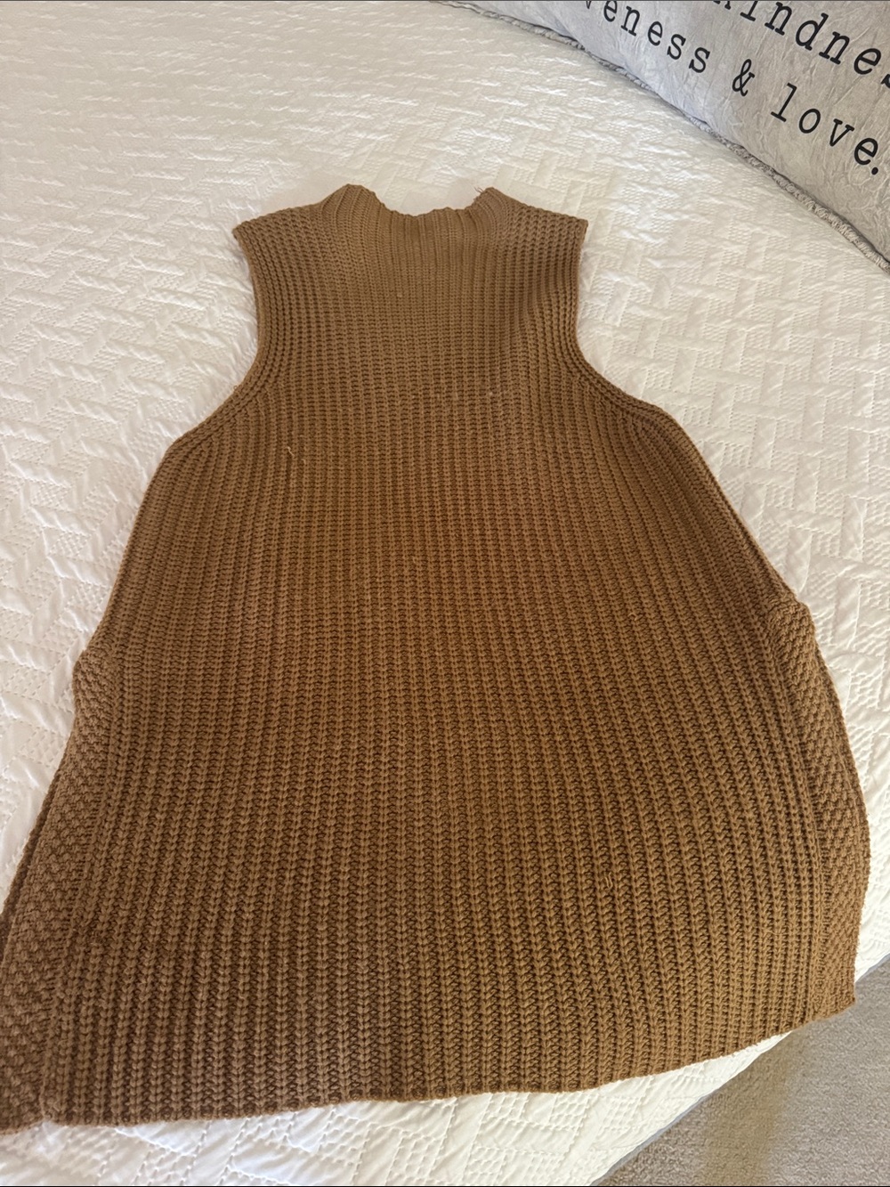 Sleeveless Knit Tunic Sweater vest - Brown- forever 21